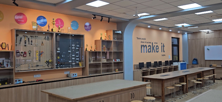 Fallback image for ATL Lab video